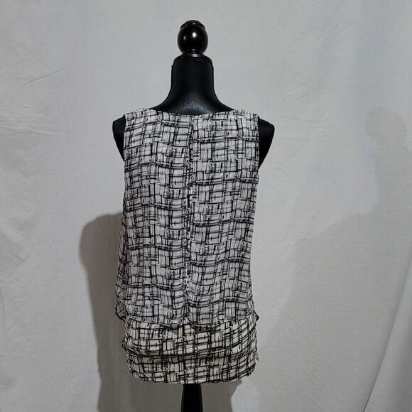 White House Black Market tank top style blouse sleeveless layered top shirt WHBM - Picture 4 of 16
